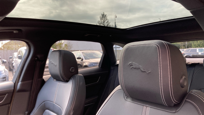 Jaguar F-Pace 2.0 D200 R-Dynamic Black 5dr Auto AWD Diesel Estate